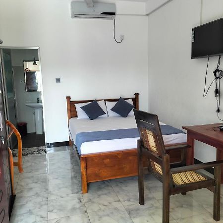 Hotel Sun Blue Uppuveli Exterior foto